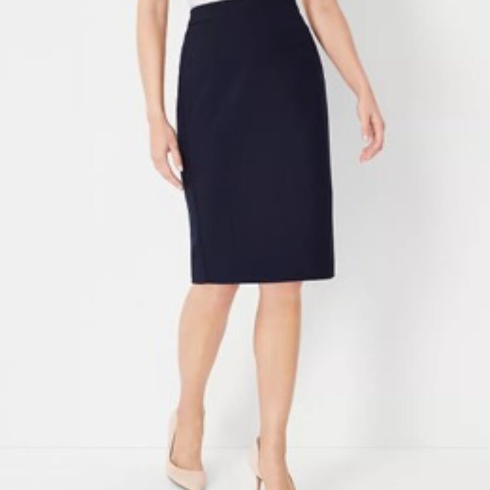 Ann Taylor Navy Suit Knee-Length Pencil Skirt 2P